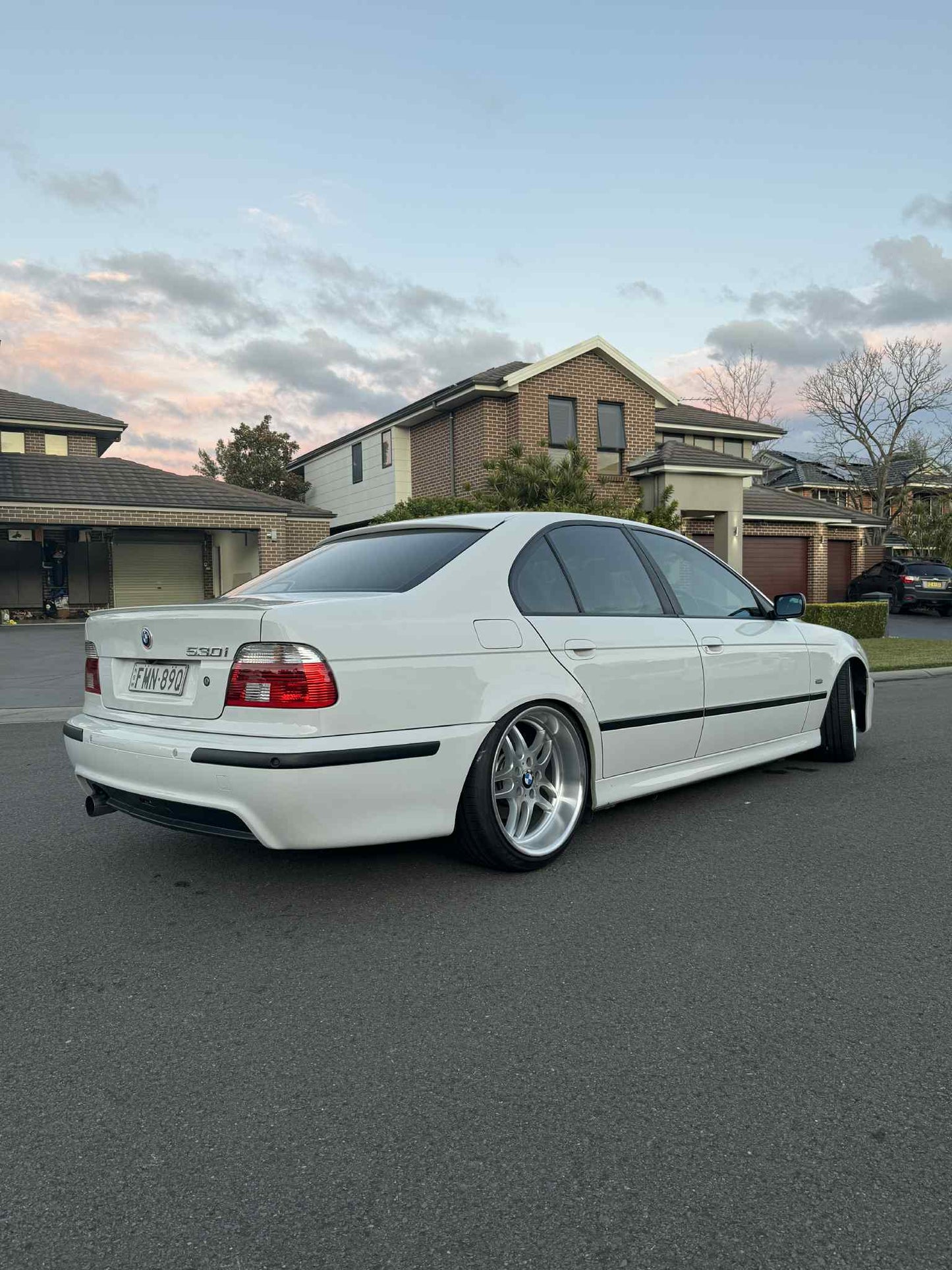 M-Parallel Style Wheels