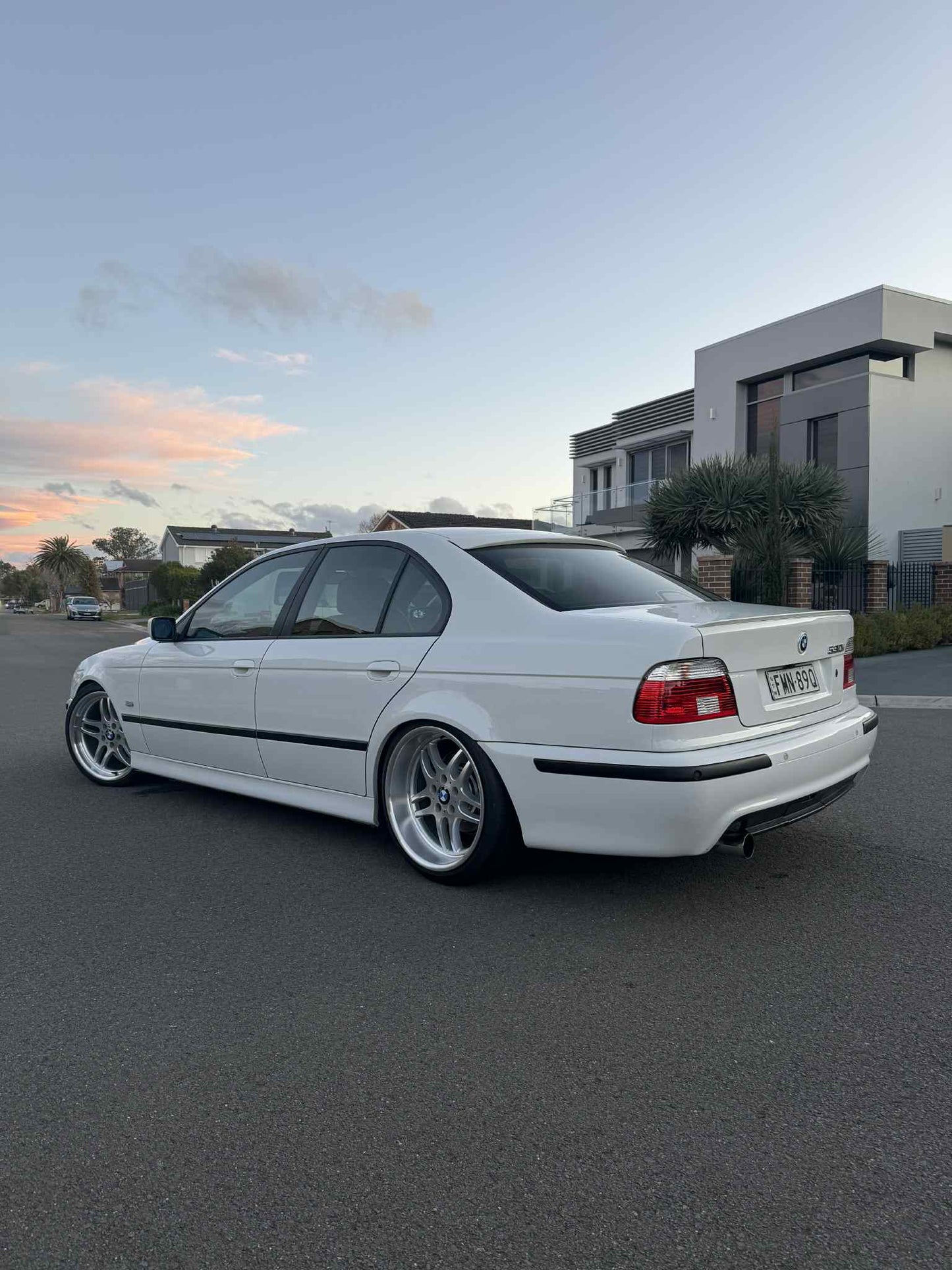 M-Parallel Style Wheels